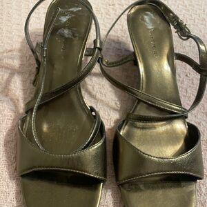 Copper Leather Heels size 9 Etienne Aigner shoes